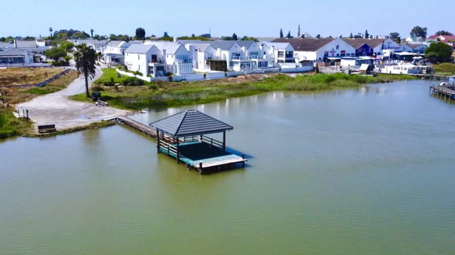 To Let 3 Bedroom Property for Rent in Laaiplek Western Cape